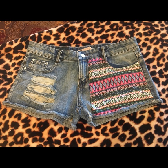 BRAND NEW, never worn! - Picture 1 of 2